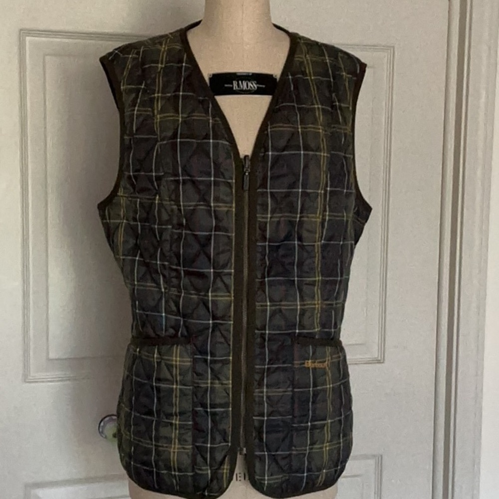 New WOT Barbour Olive Quilted Vest with Tartan Lining, size 14 / xl